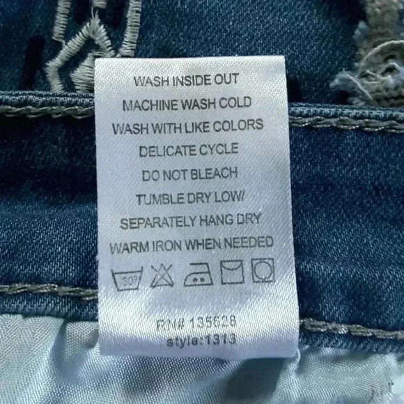 dKin 18W embroiled jeans - Picture 7 of 8